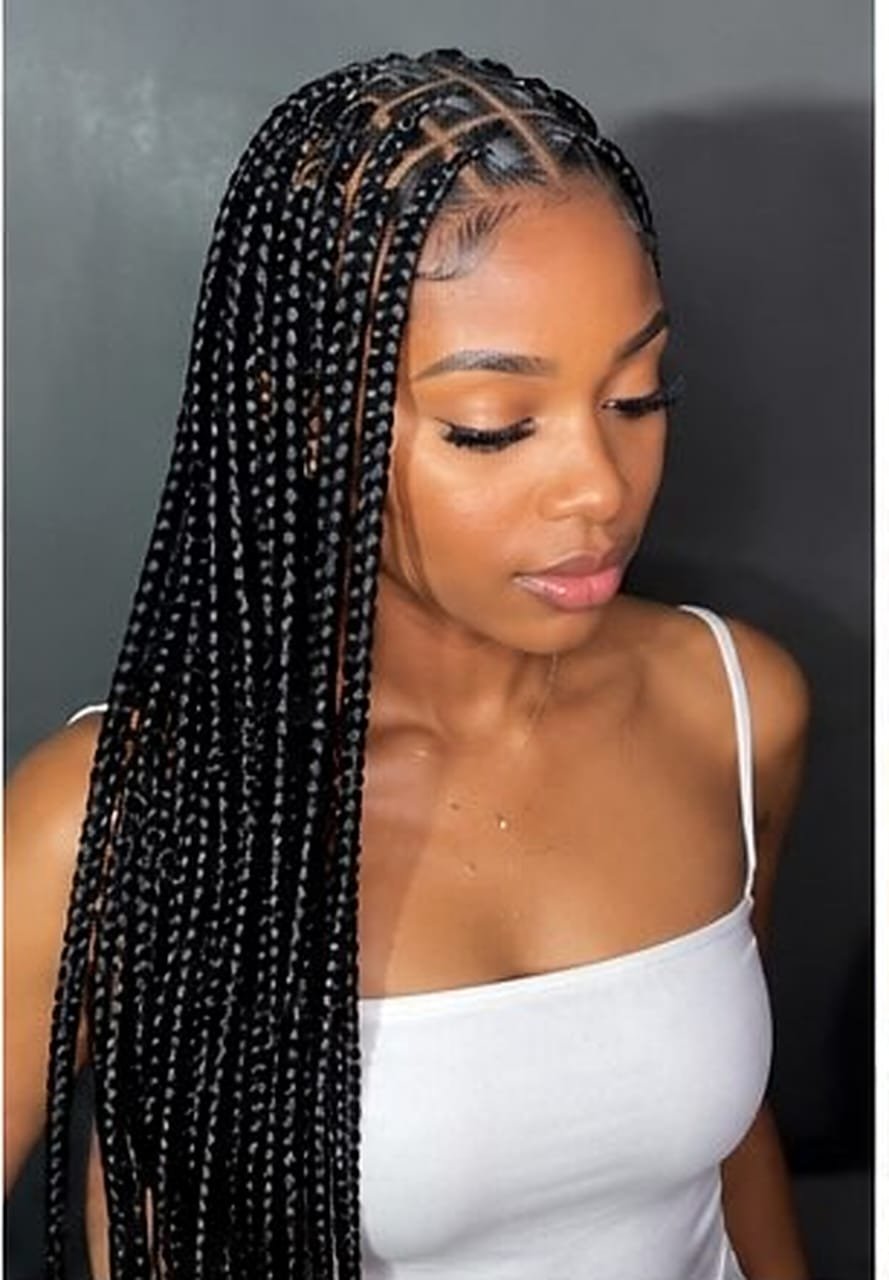 Medium Knotless - Side View